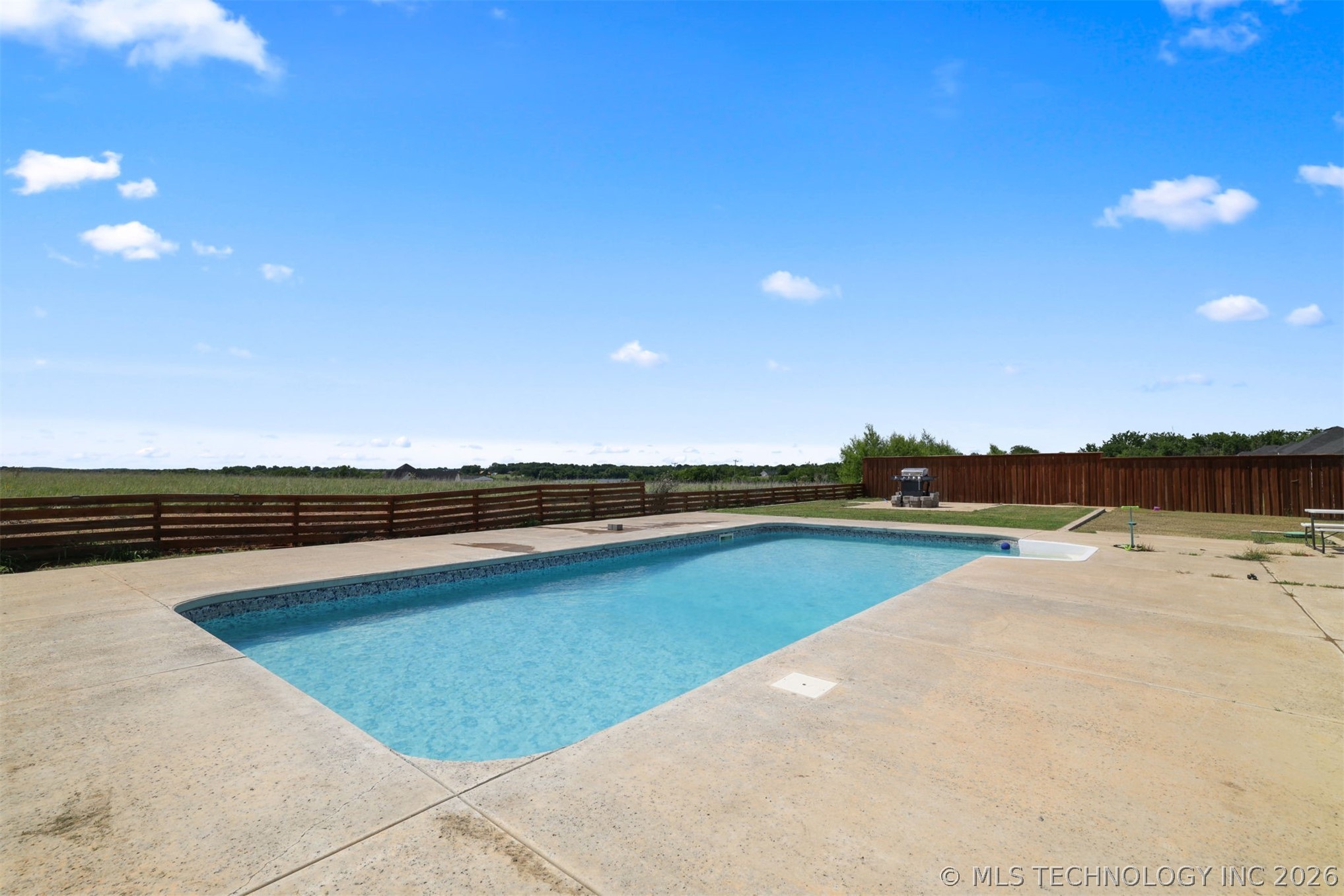 571 Lake Meadow Loop Property Photo 21