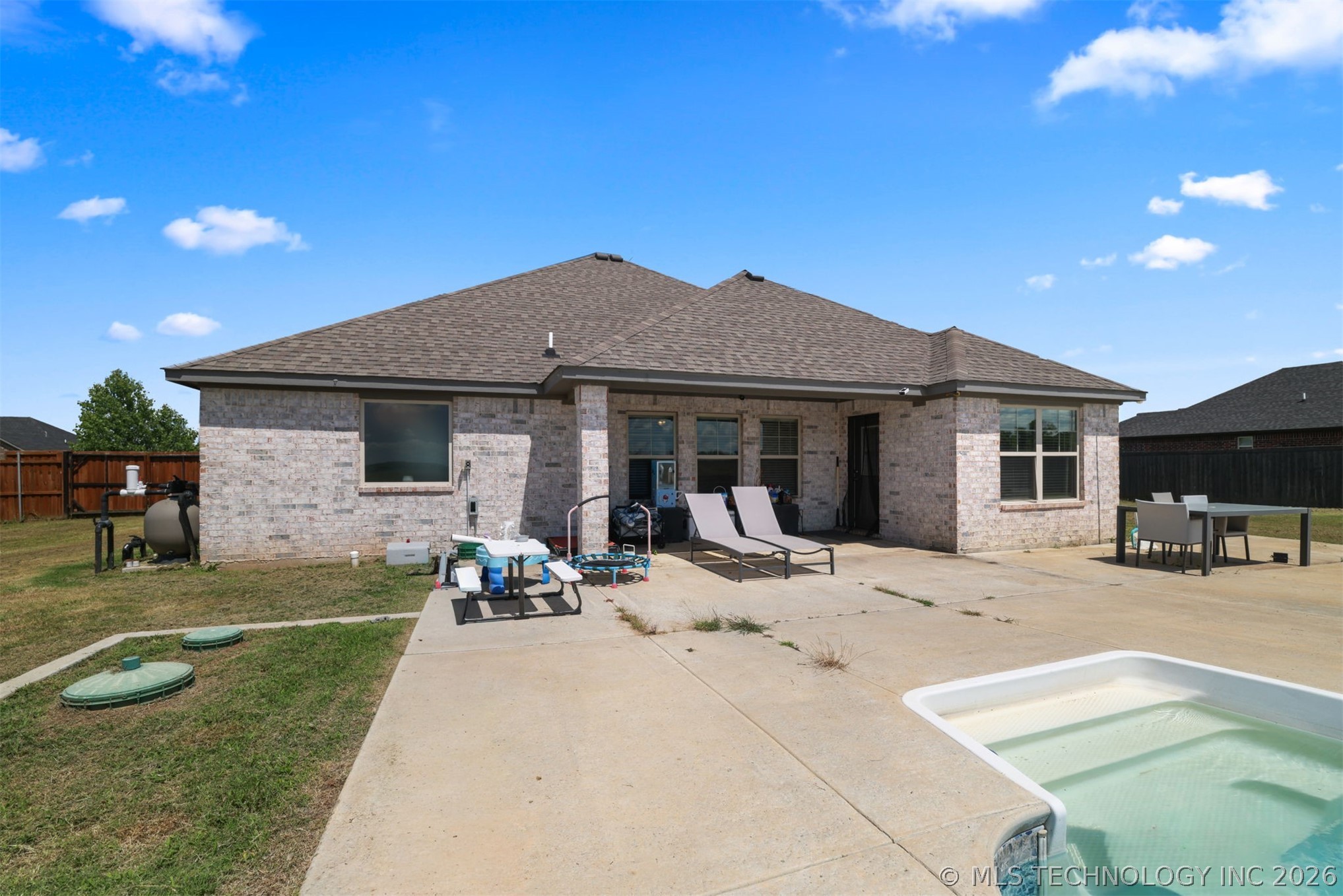 571 Lake Meadow Loop Property Photo 26