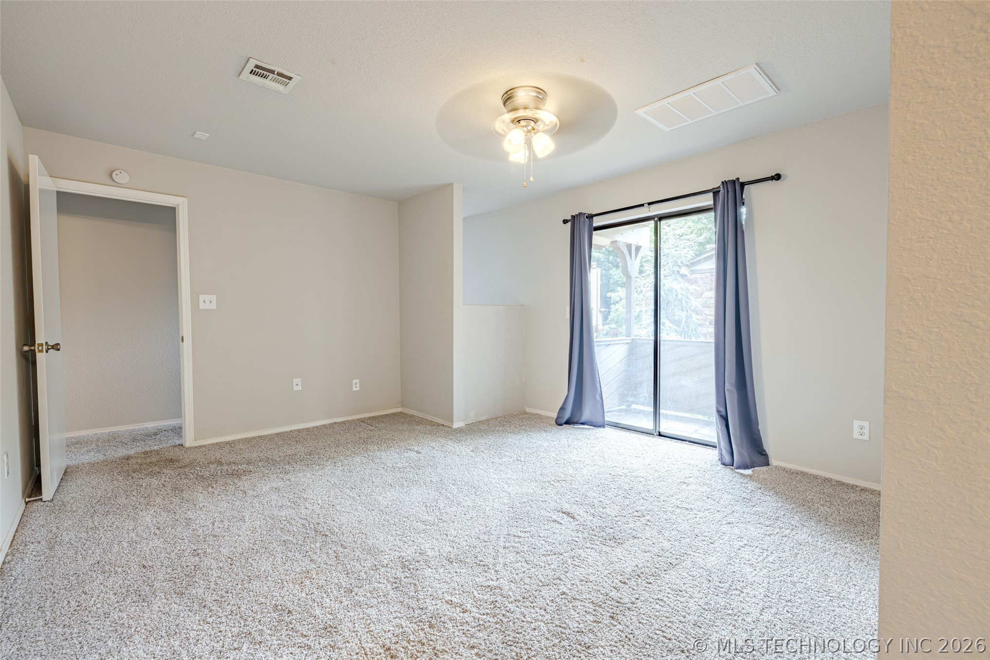 6504 S Memorial Drive 12e Property Photo 20