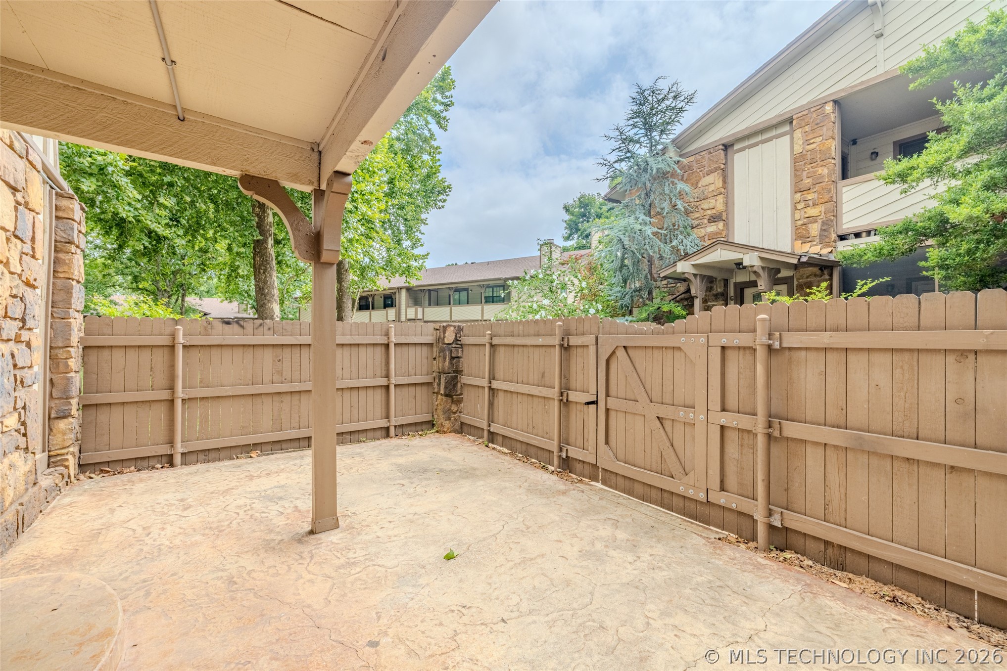 6504 S Memorial Drive 12e Property Photo 31
