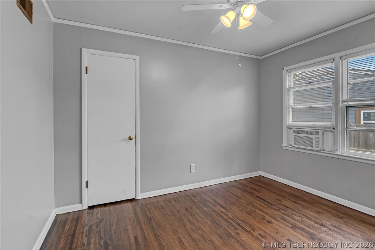 7104 E 8th Street Property Photo 15