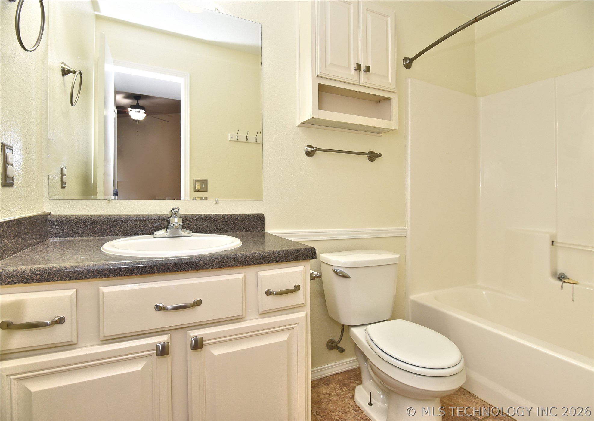 7842 E 132nd Street Property Photo 18