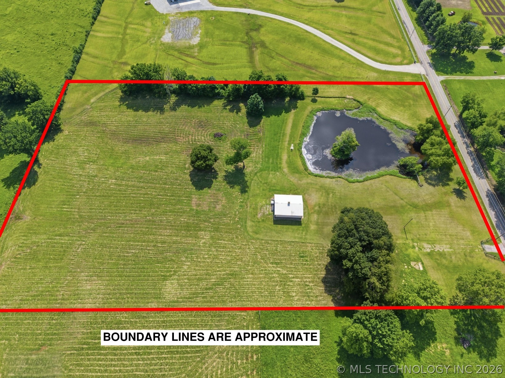 9097 E 580 Road Property Photo 1