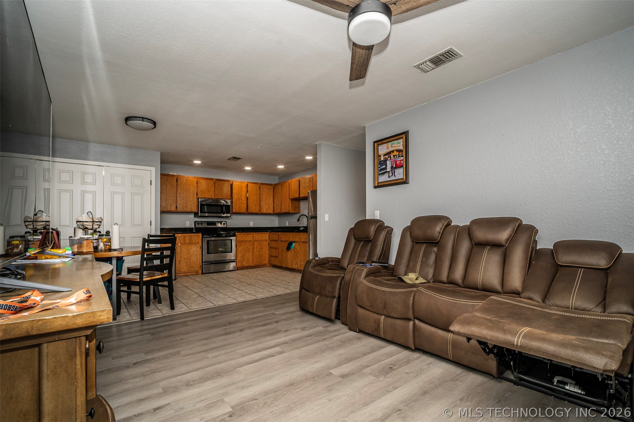 204 S 11th Property Photo 4