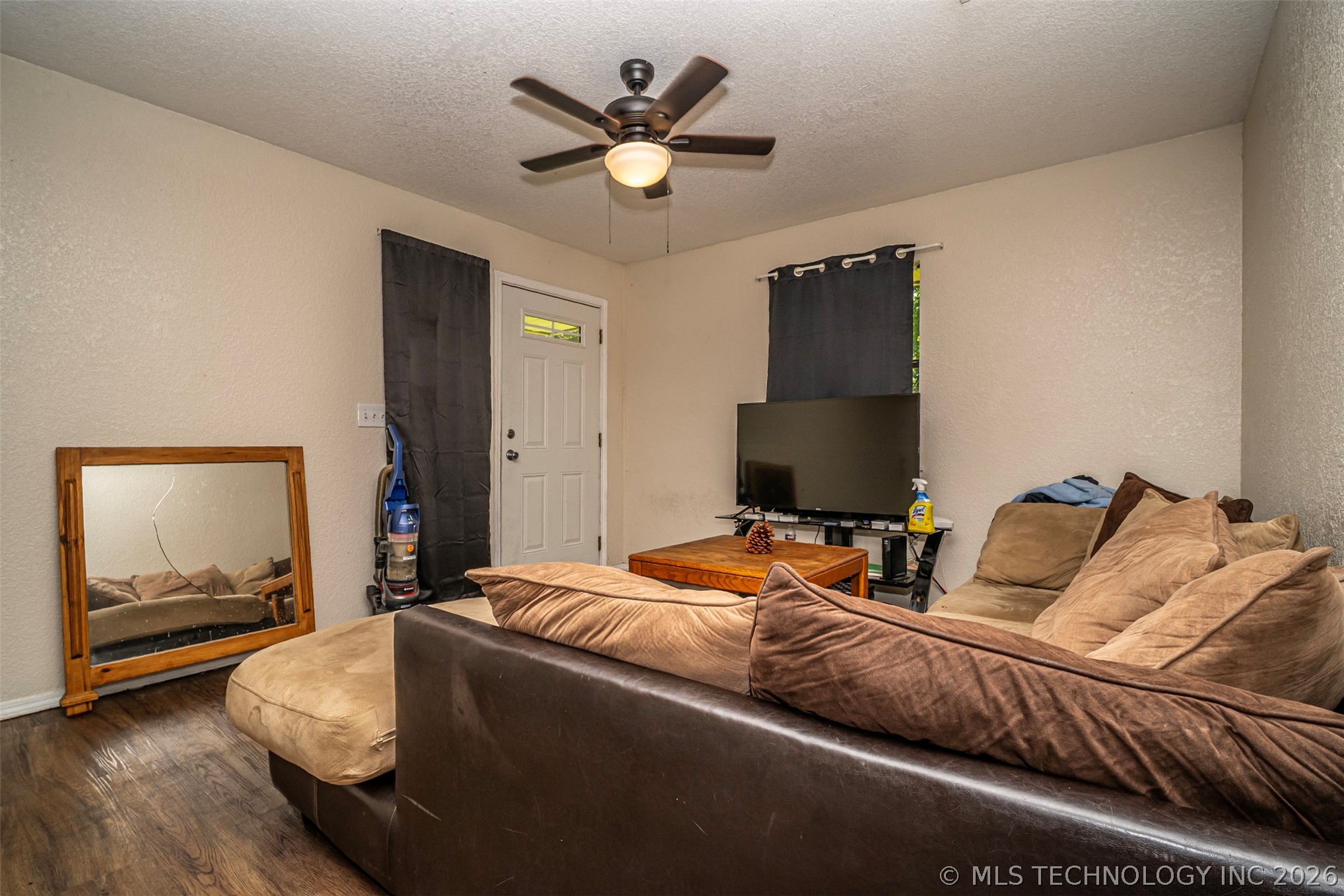 204 S 11th Property Photo 5