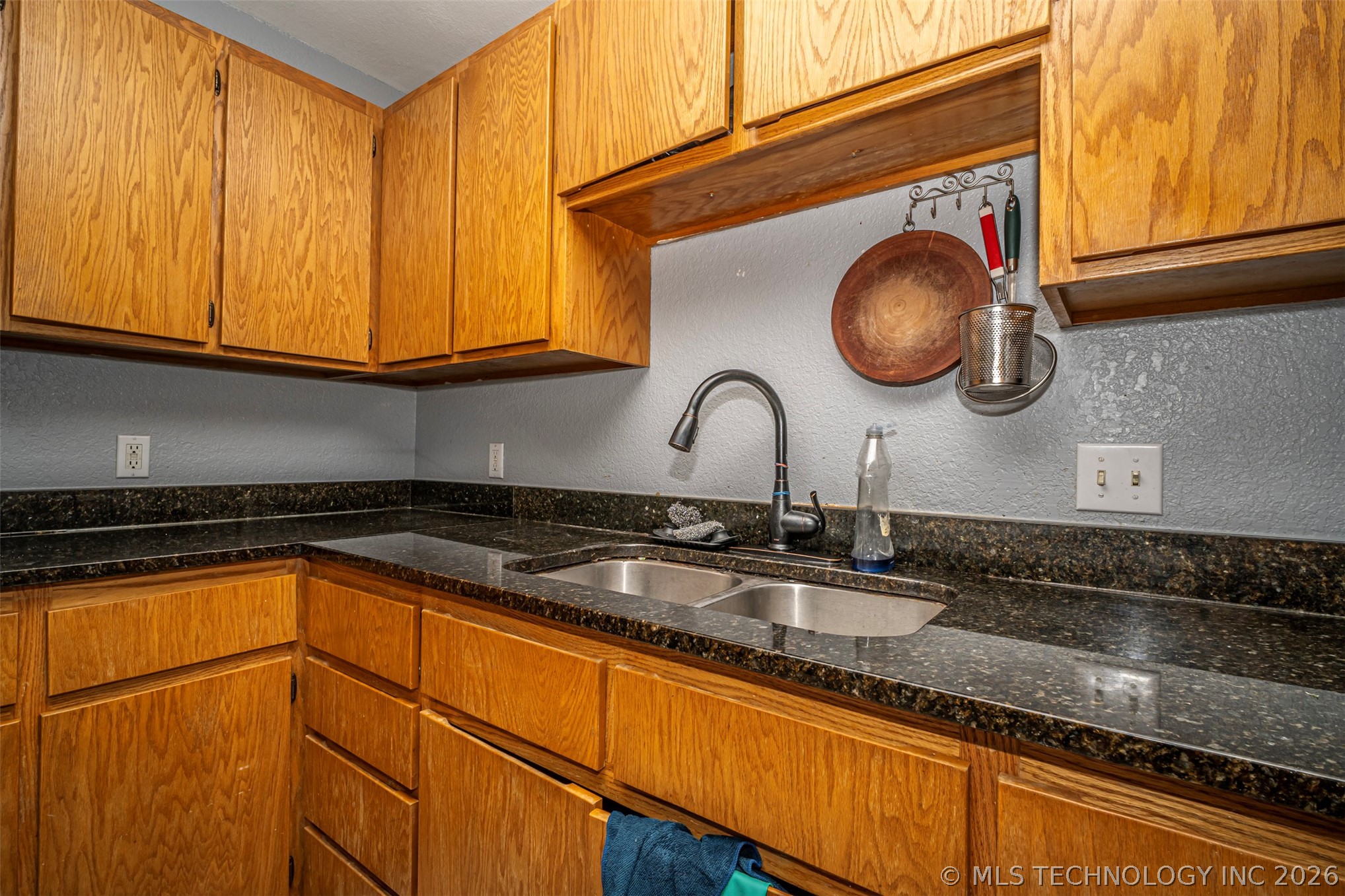 204 S 11th Property Photo 15