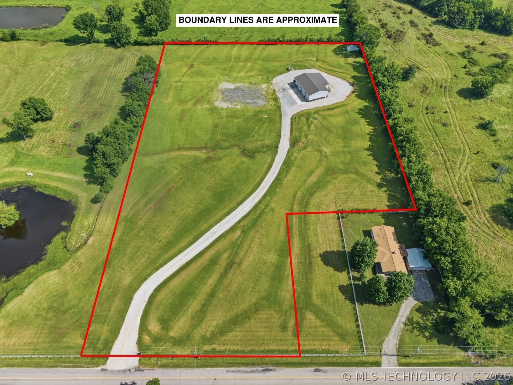 9195 E 580 Road Property Photo 1