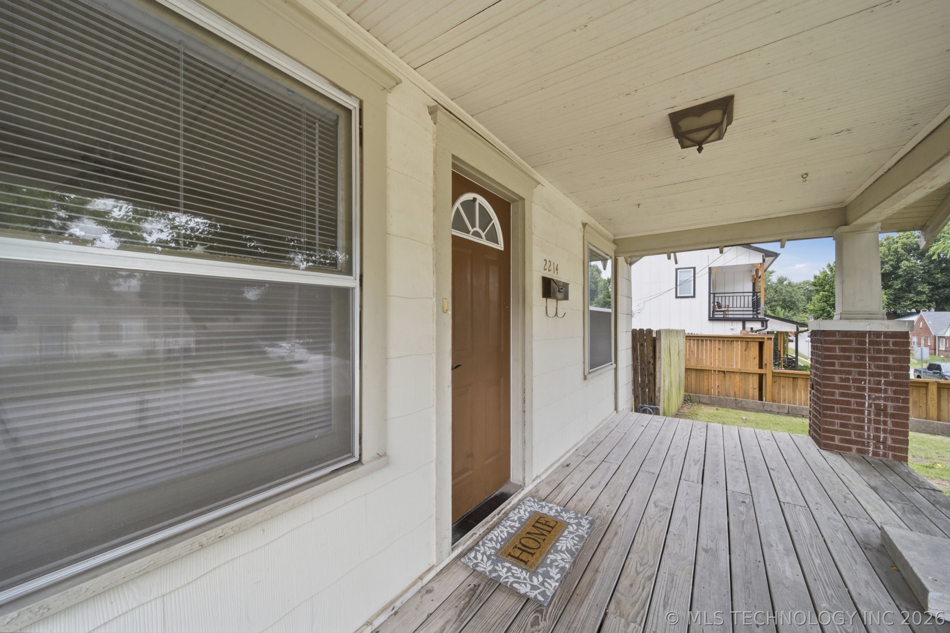 2214 E 12th Place Property Photo 6