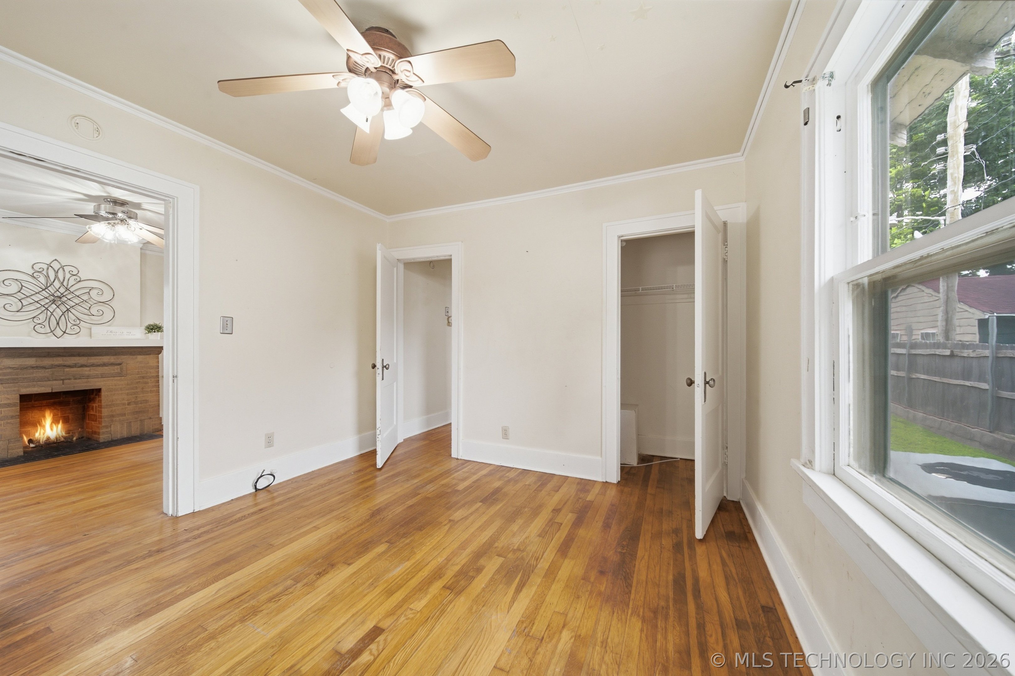 2214 E 12th Place Property Photo 23