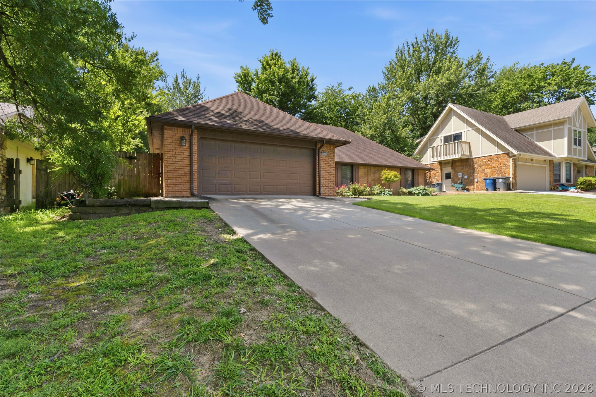 6920 E 99th Street Property Photo 2