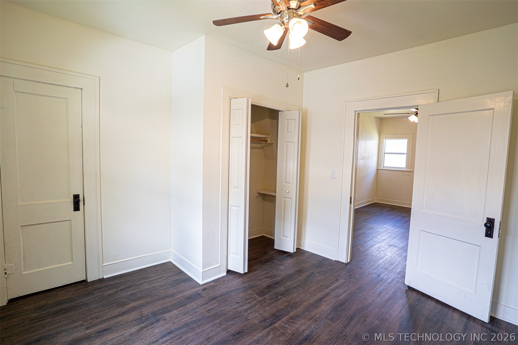 407 S 8th Property Photo 15