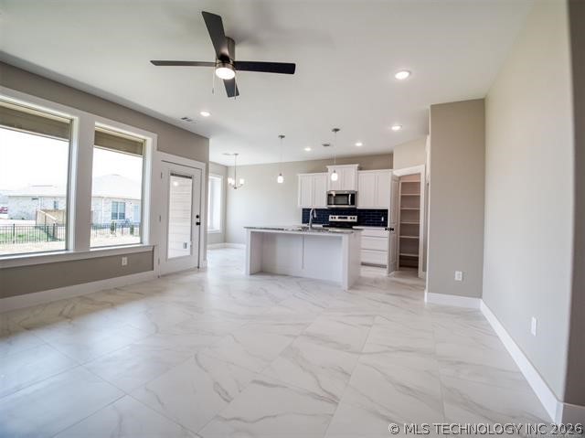 1194 Wild Indigo Circle Property Photo 3