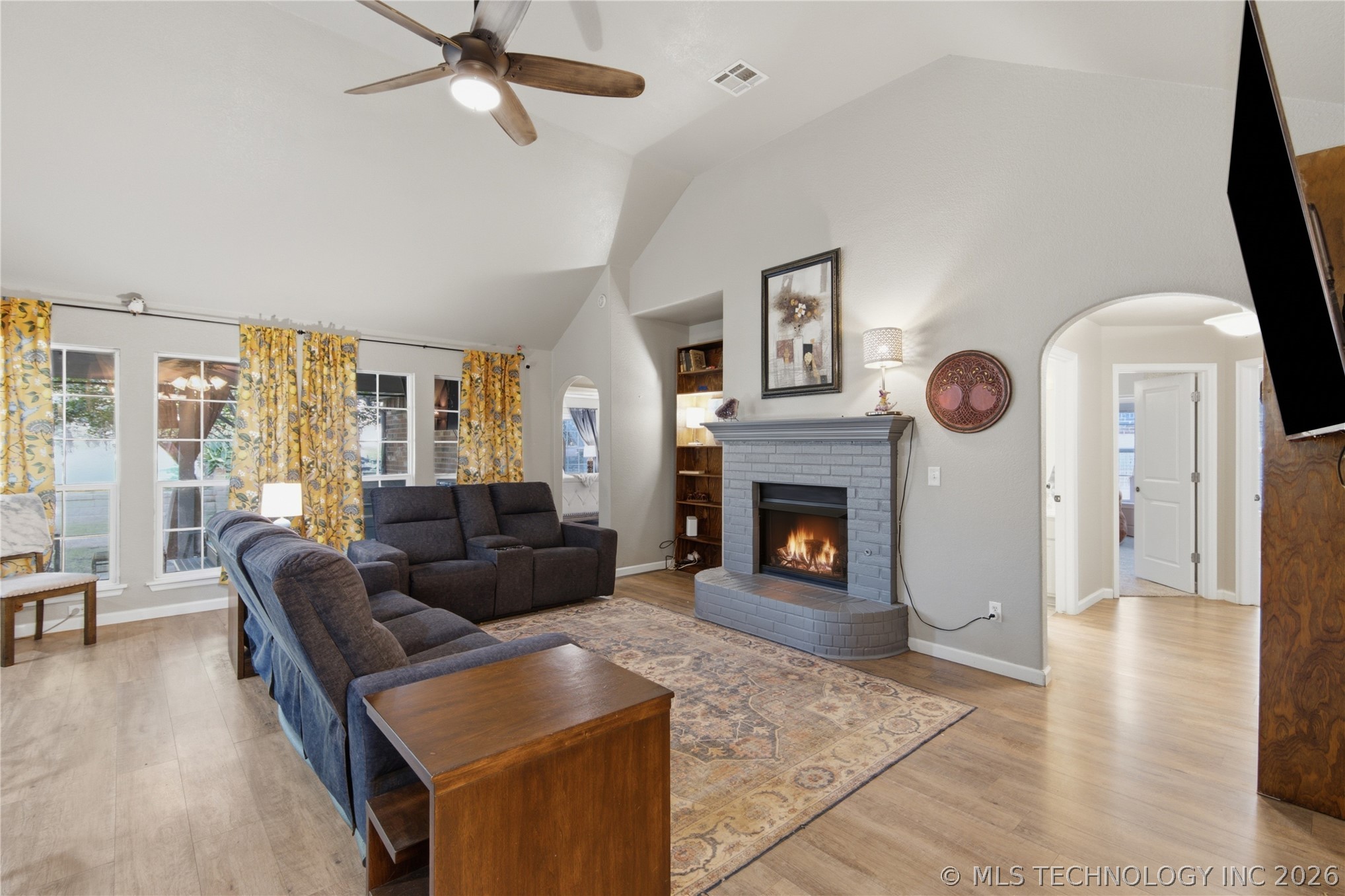 809 S 71st Street S Property Photo 5