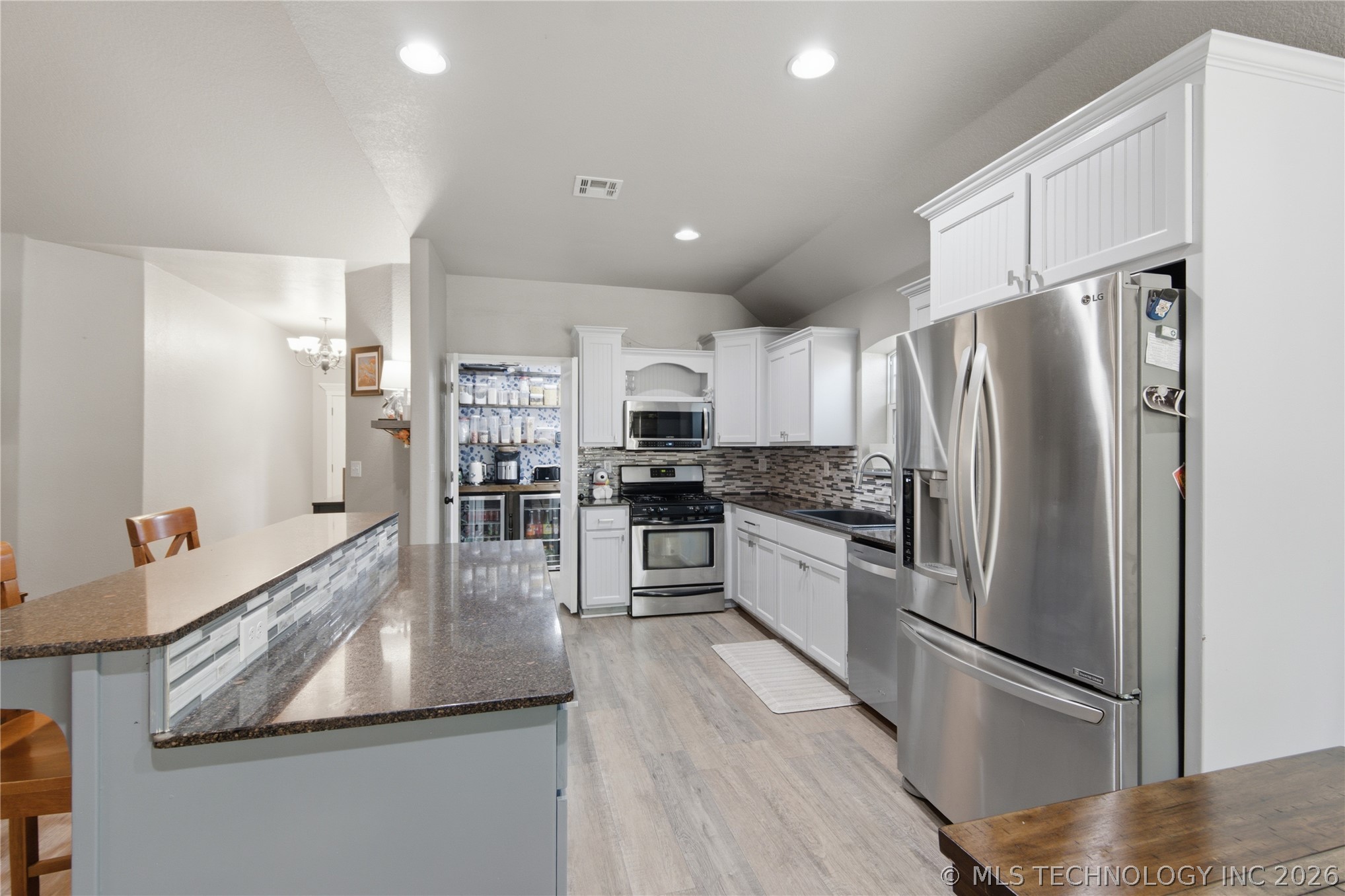 809 S 71st Street S Property Photo 9