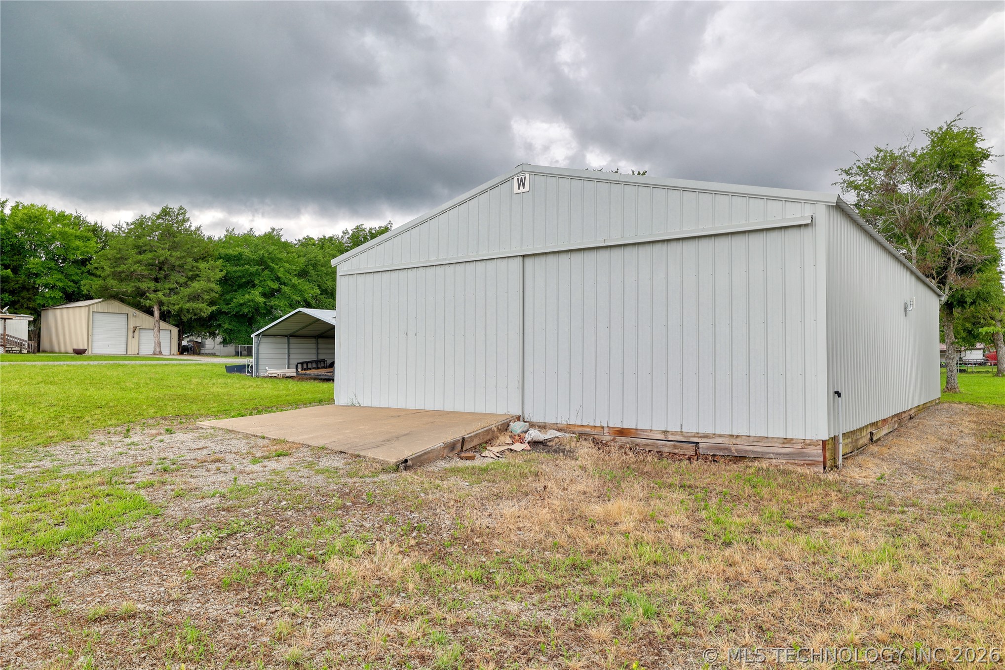 Apache Street Property Photo 1
