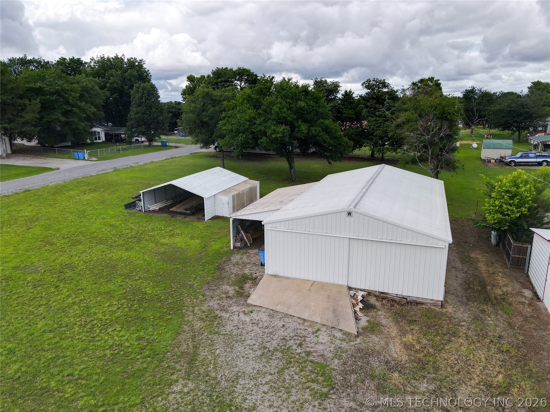 Apache Street Property Photo 3
