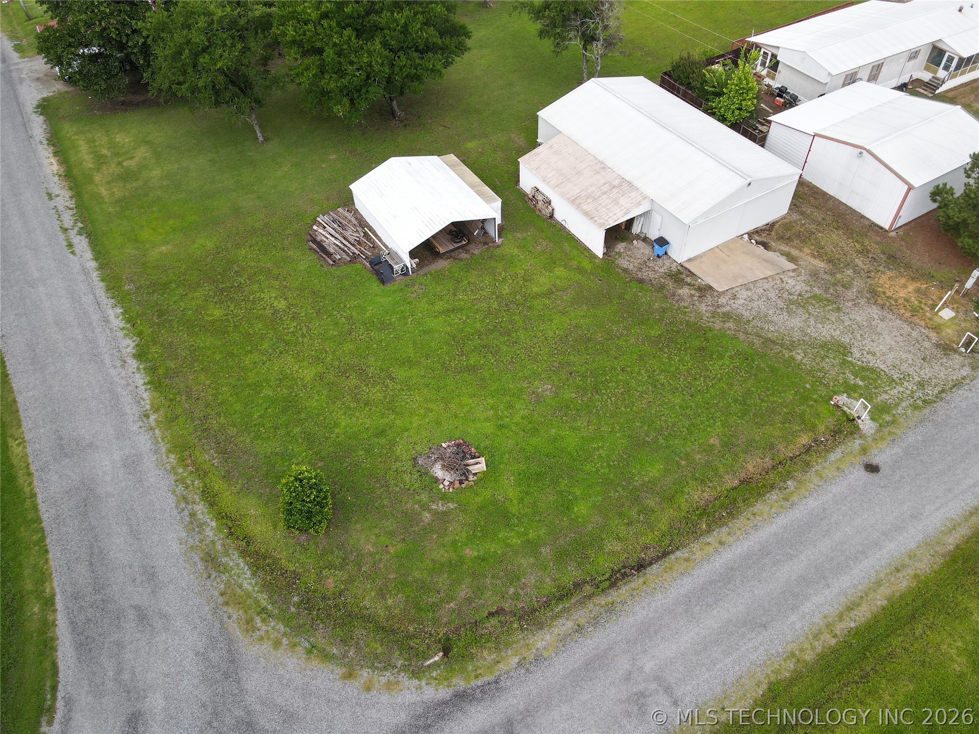 Apache Street Property Photo 6