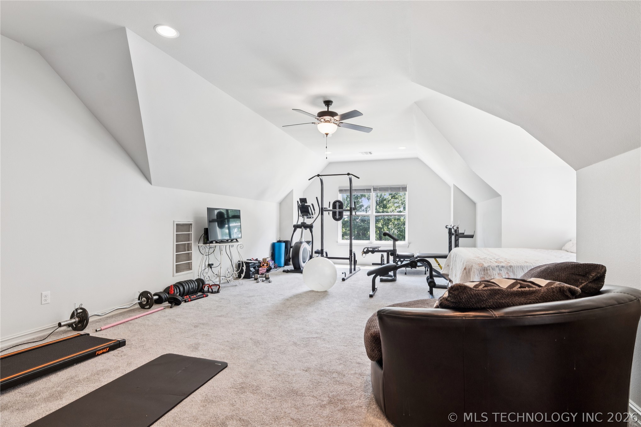 7604 S 6th Street Property Photo 45