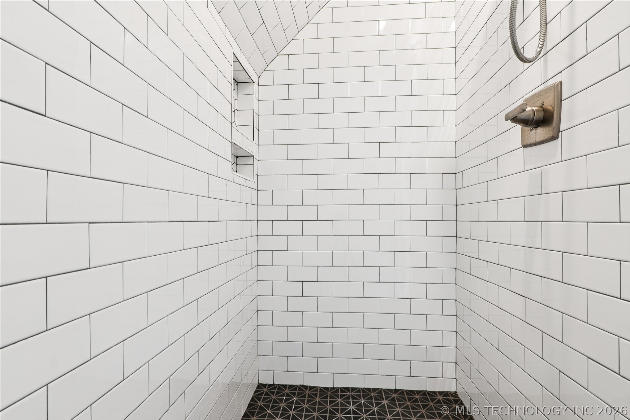 7604 S 6th Street Property Photo 50