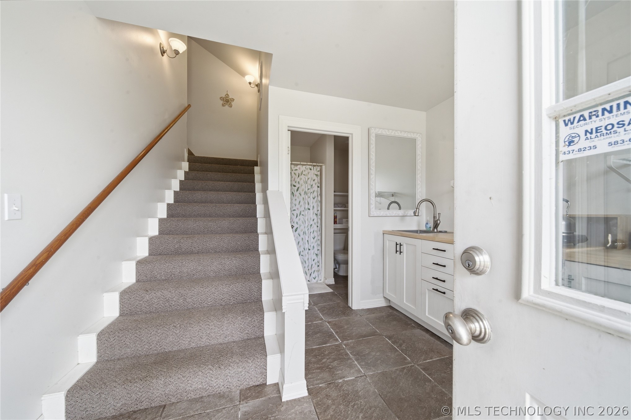 7952 N 71st East Avenue Property Photo 45