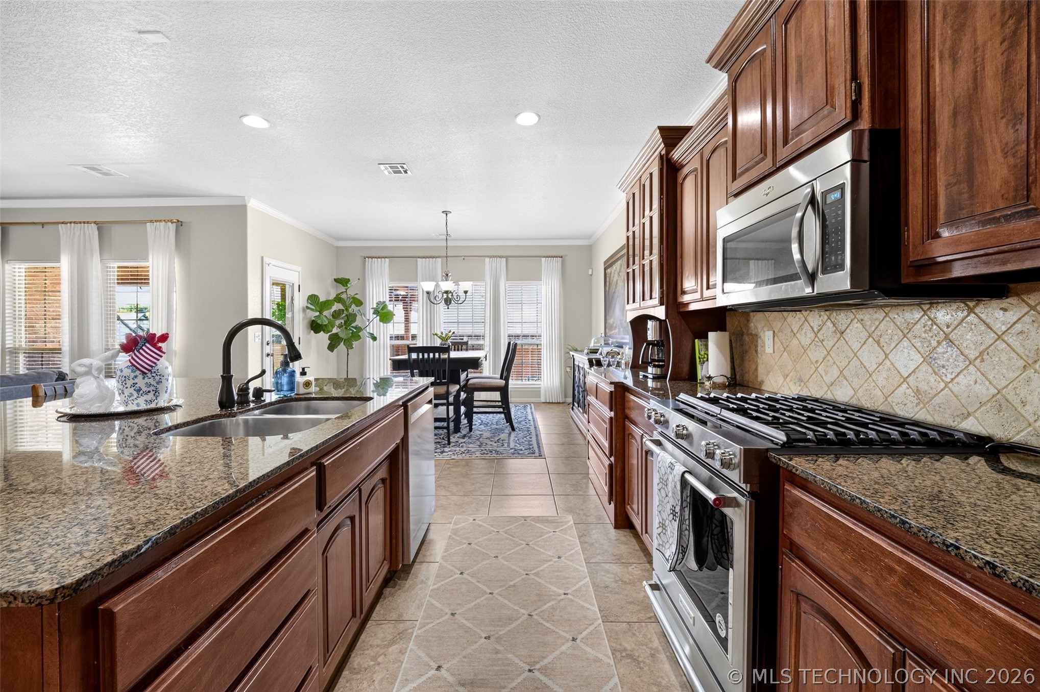 831 W 148th Street S Property Photo 15