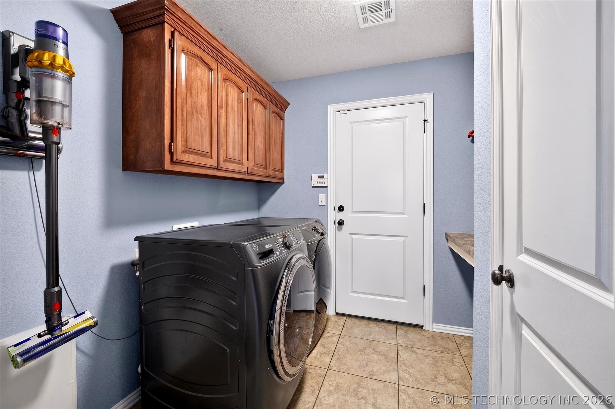 831 W 148th Street S Property Photo 19