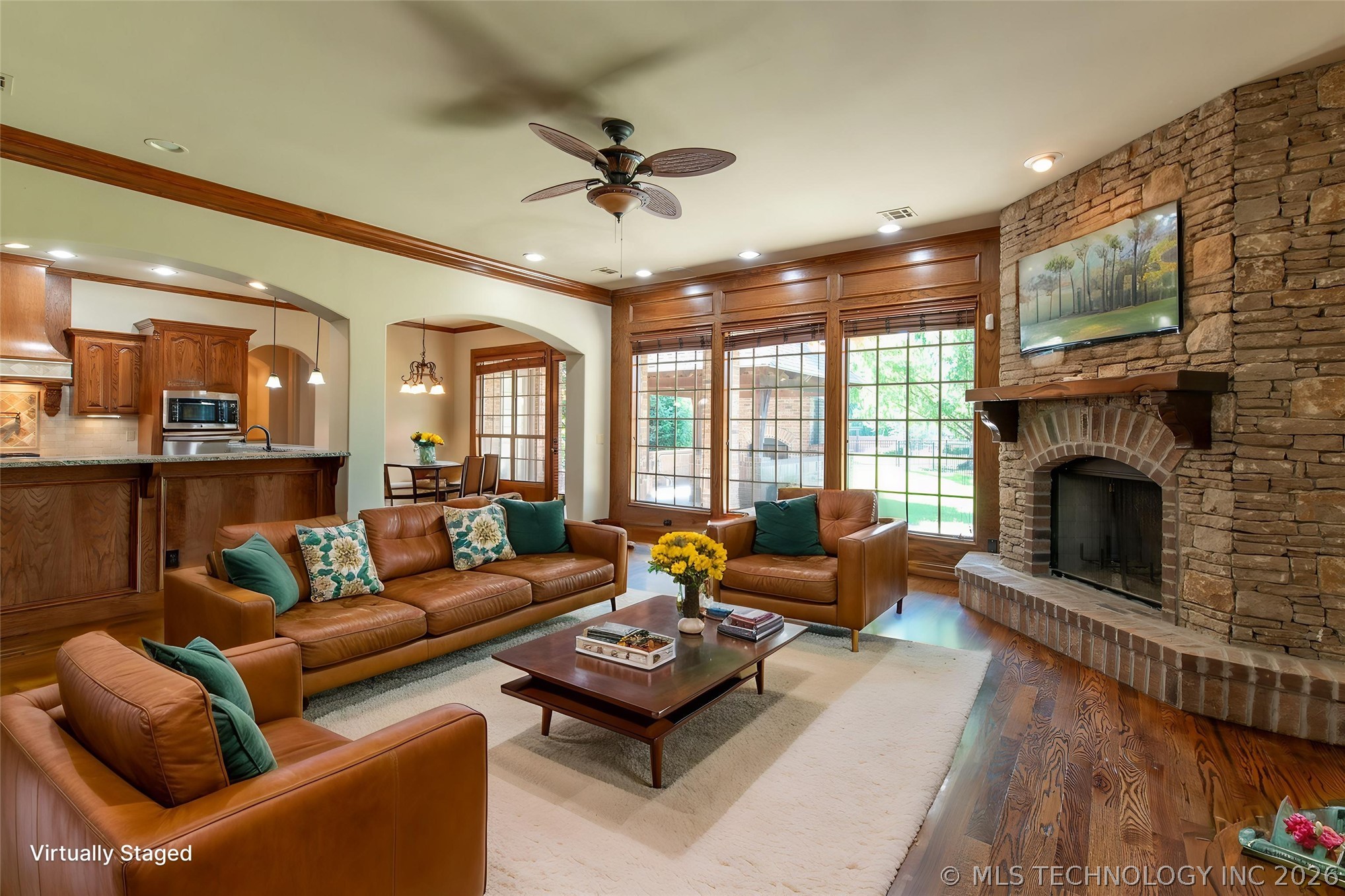 7305 S 2nd Street Property Photo 7