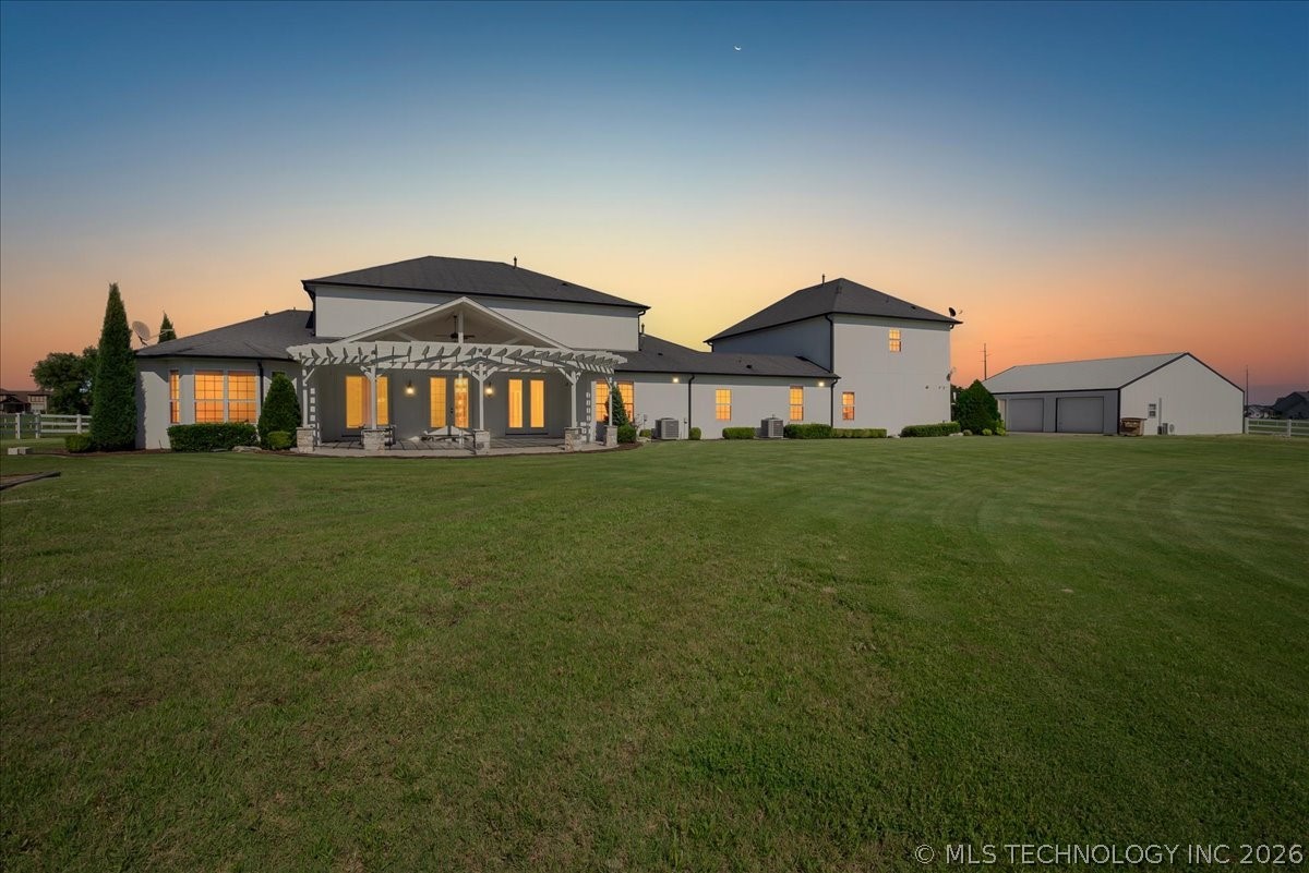 19220 Saddleback Drive Property Photo 4