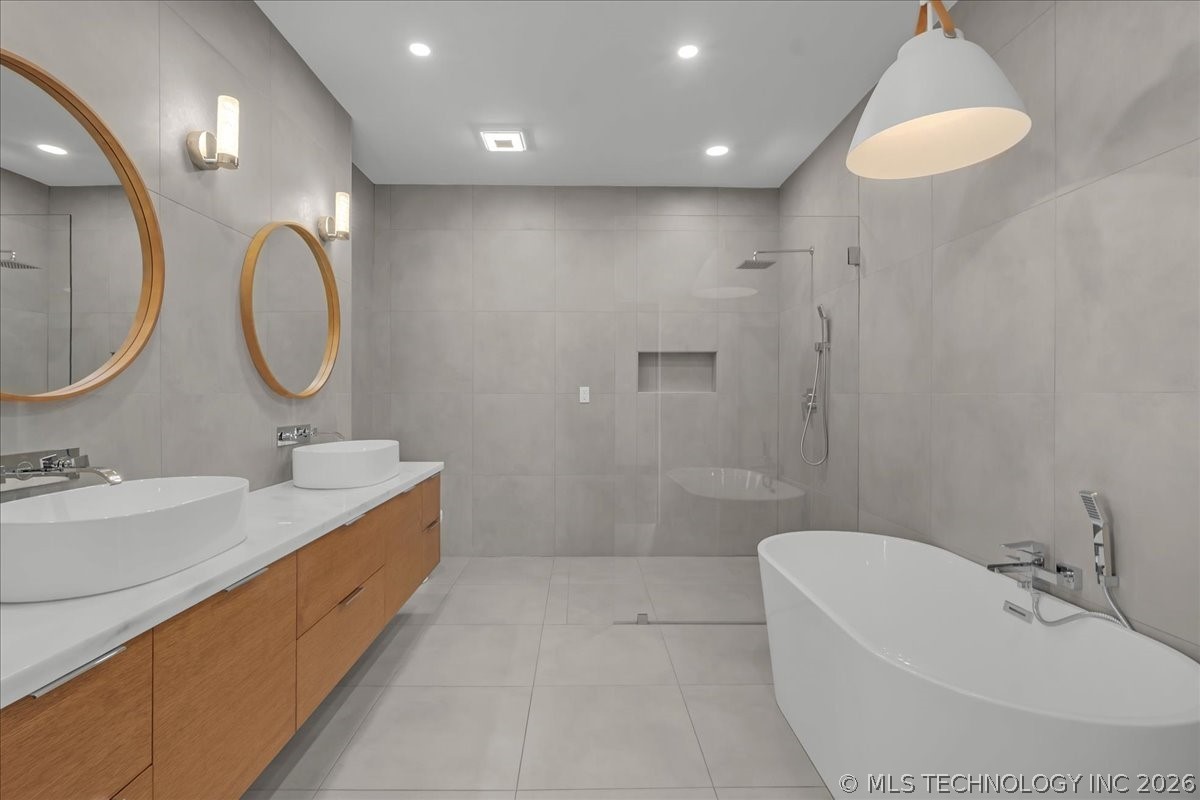 19220 Saddleback Drive Property Photo 64