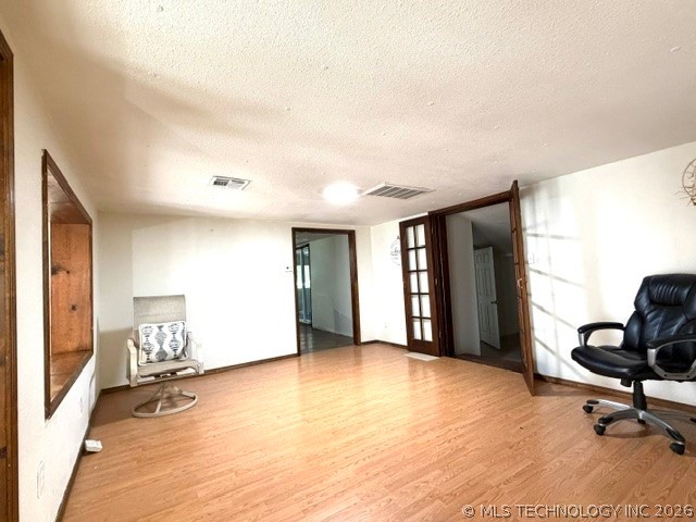 131 W 58th Street S Property Photo 4