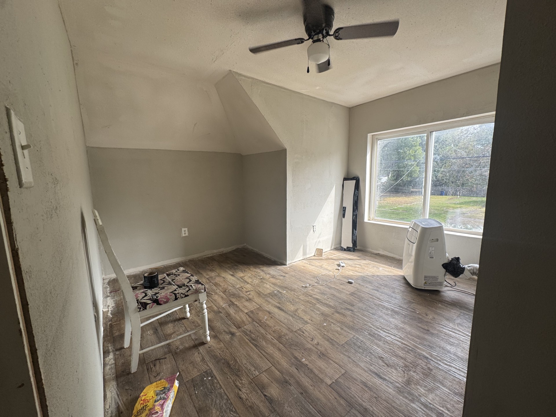 207 N State Street Property Photo 8