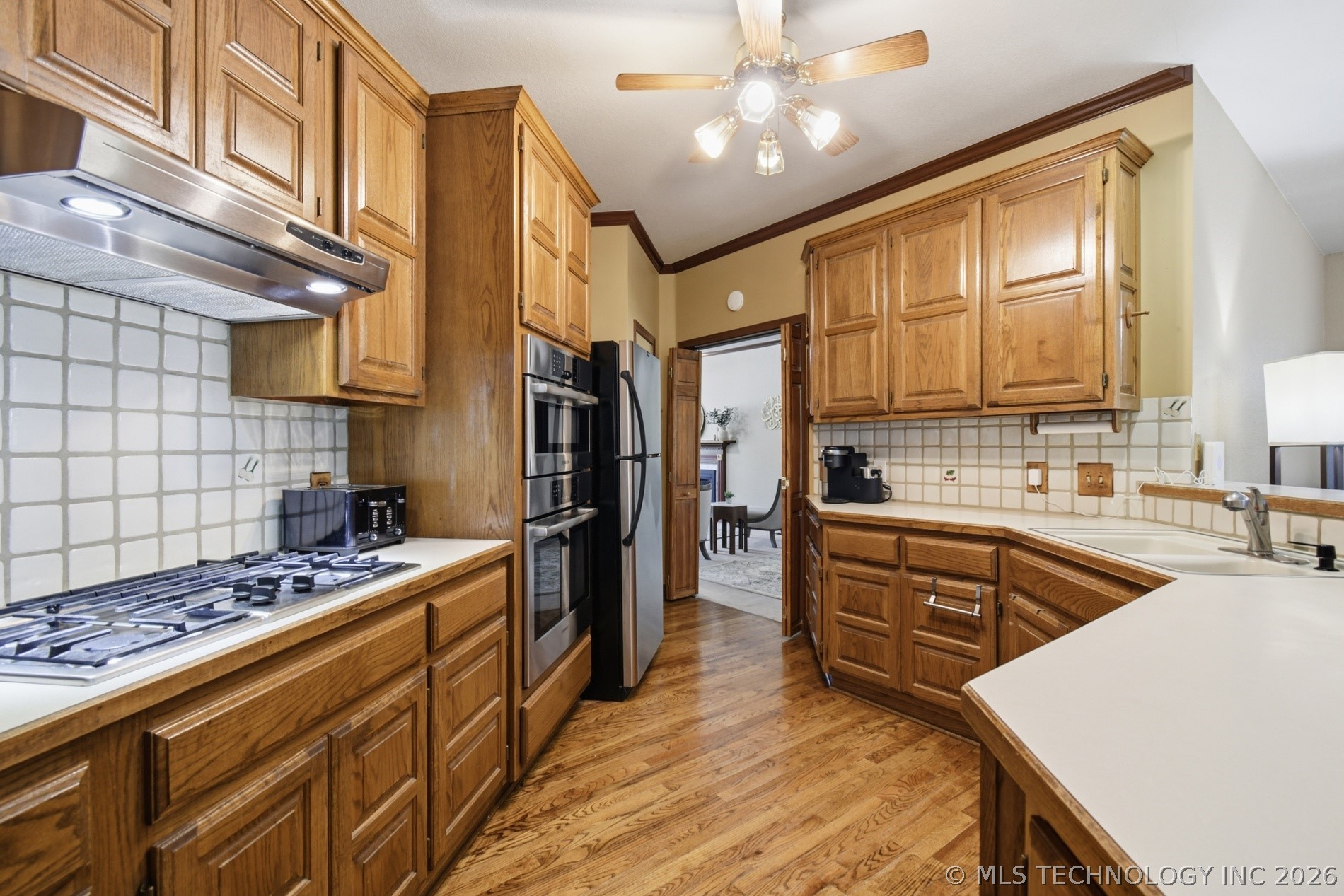 10907 E 74th Street Property Photo 5