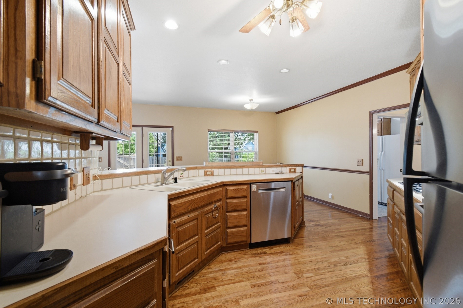 10907 E 74th Street Property Photo 6