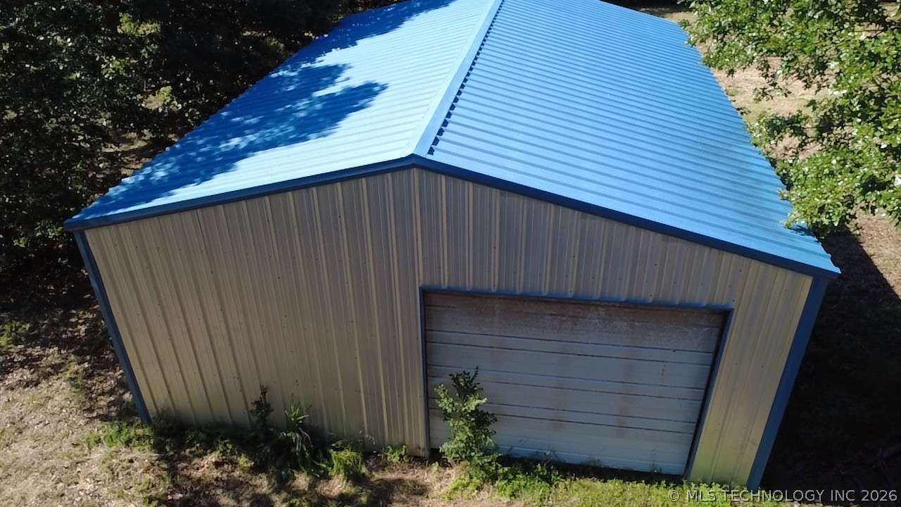 20 Lakeside Property Photo 20