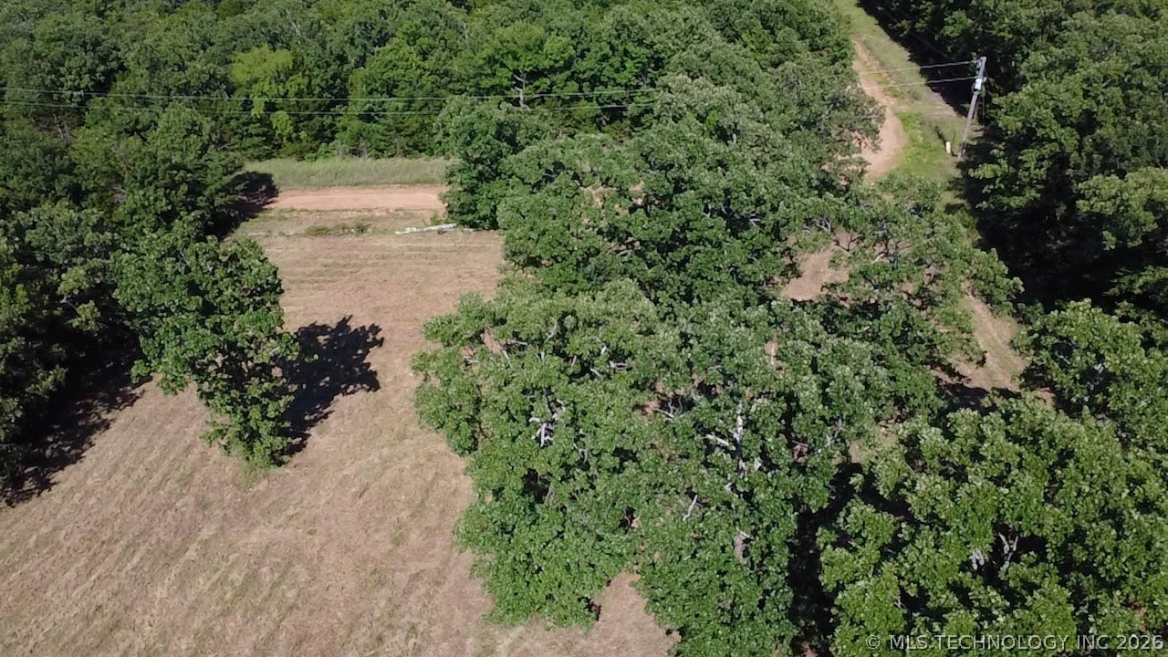 20 Lakeside Property Photo 22