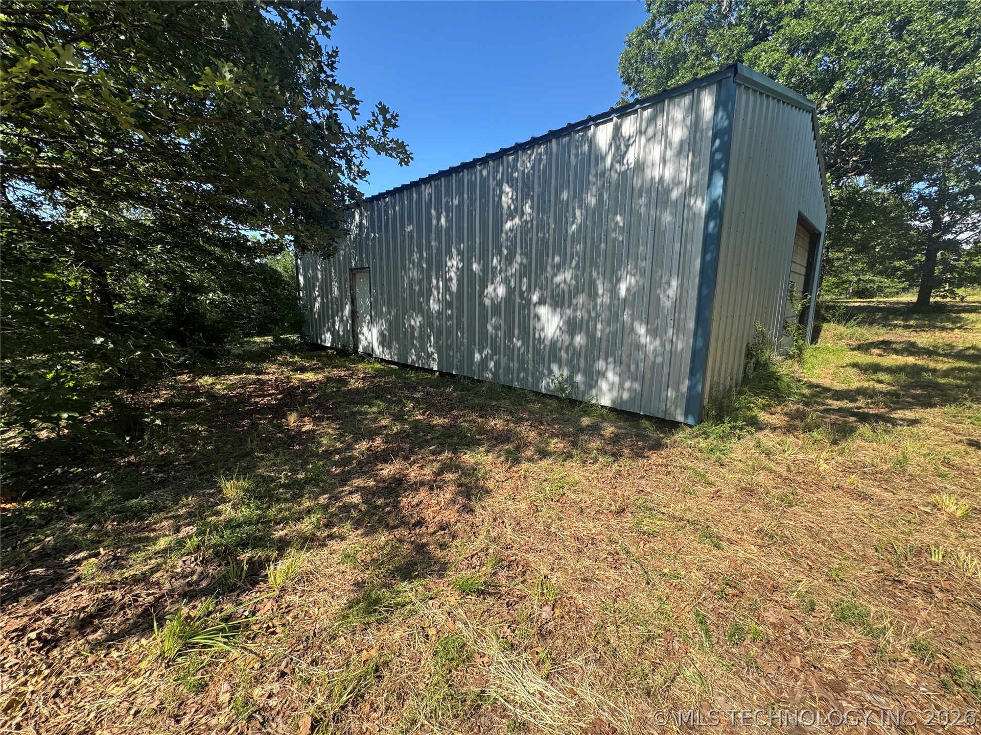20 Lakeside Property Photo 26