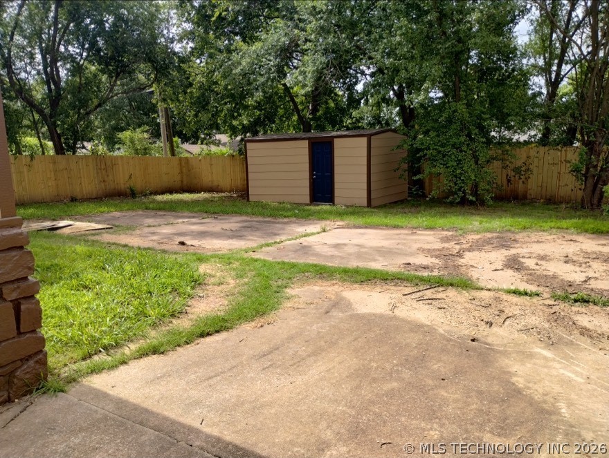 204 E 58th Street N Property Photo 6