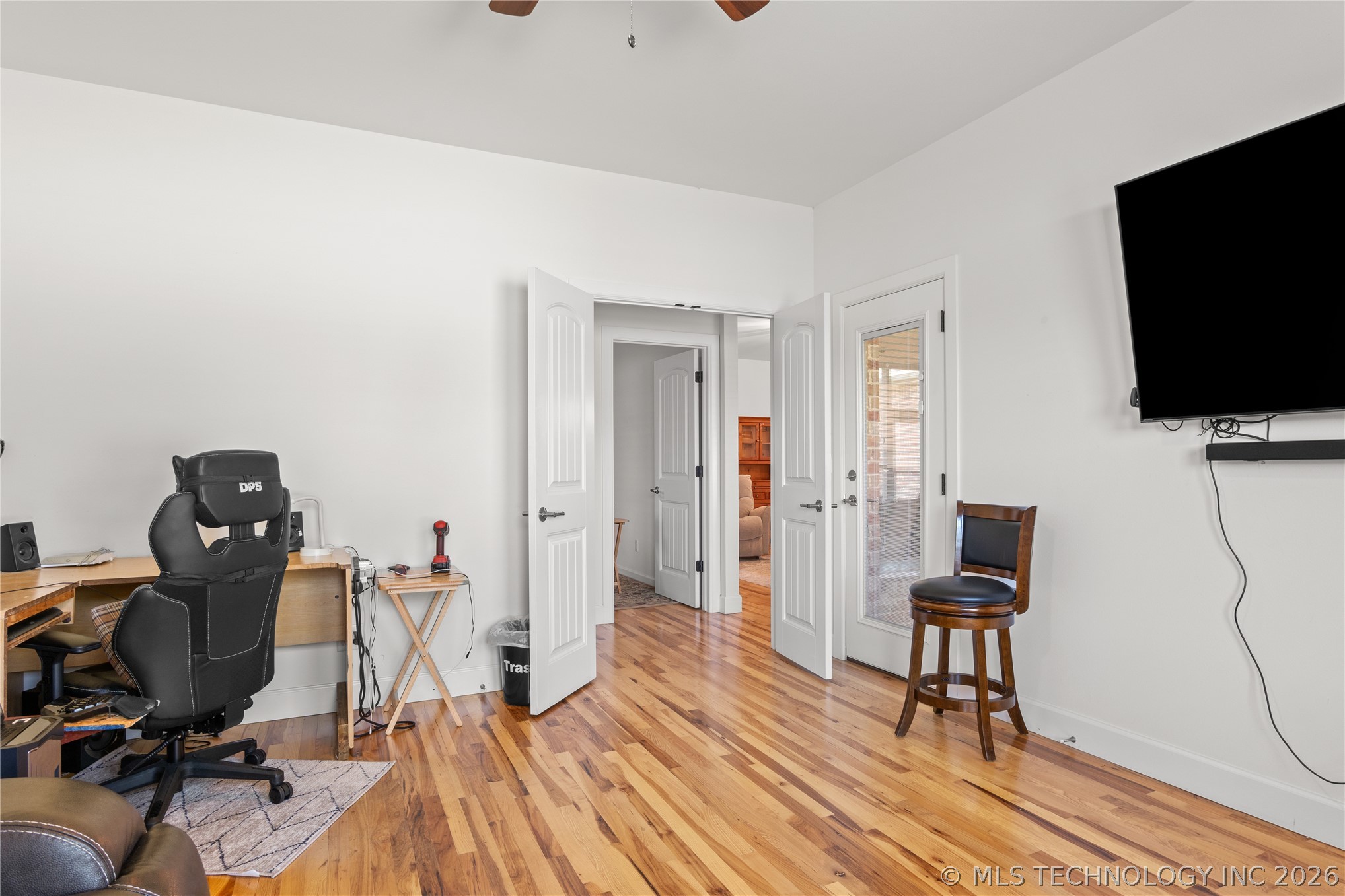 13863 S 21st Place Property Photo 20