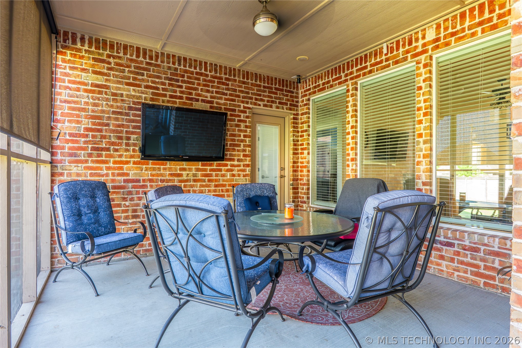 13863 S 21st Place Property Photo 62