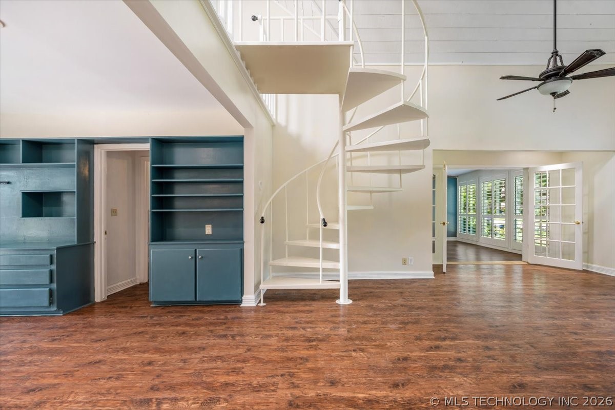 1619 S Carson Avenue Property Photo 6