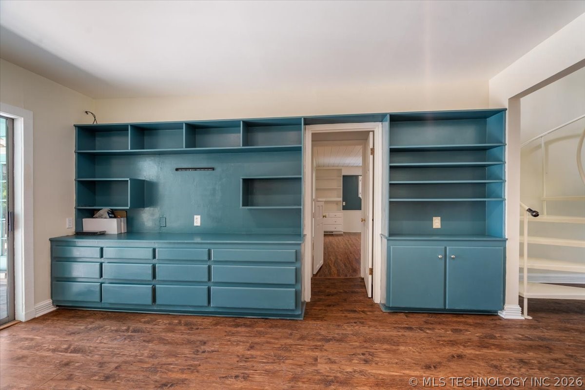 1619 S Carson Avenue Property Photo 10