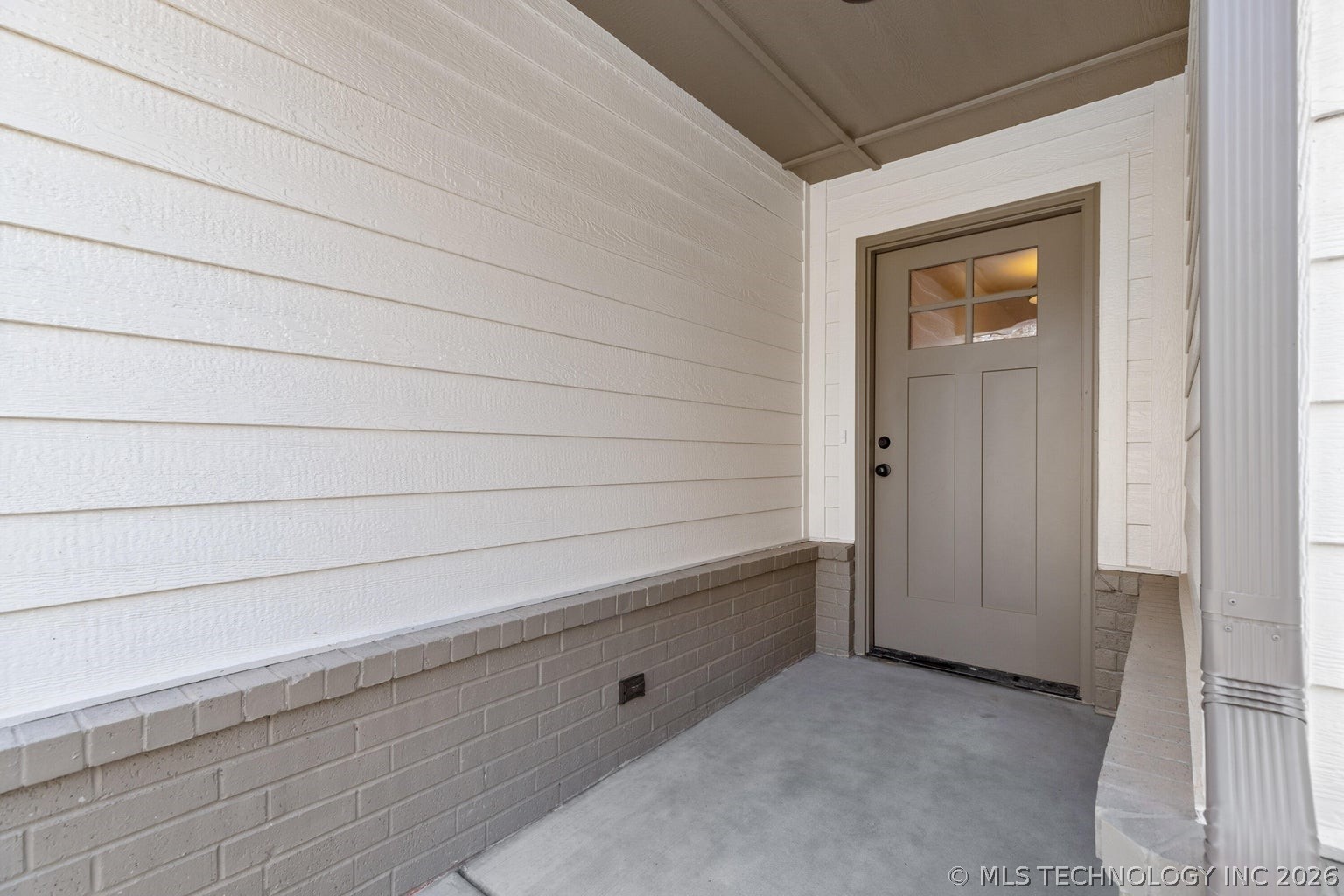 1312 Hummingbird Lane Property Photo 6