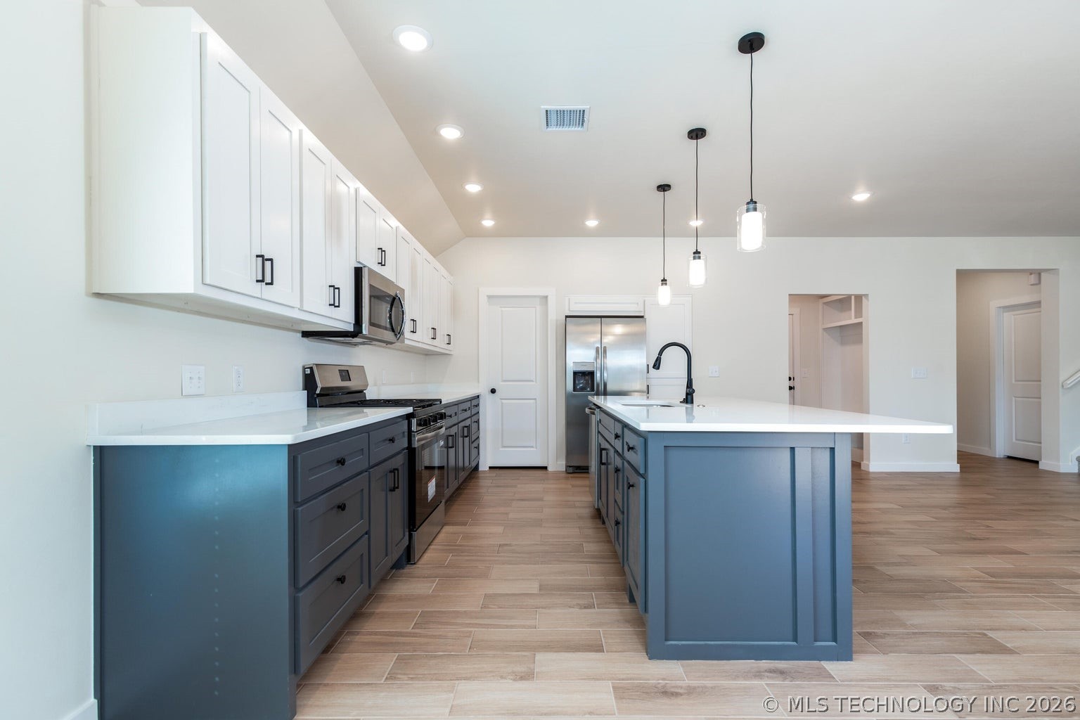 1312 Hummingbird Lane Property Photo 14