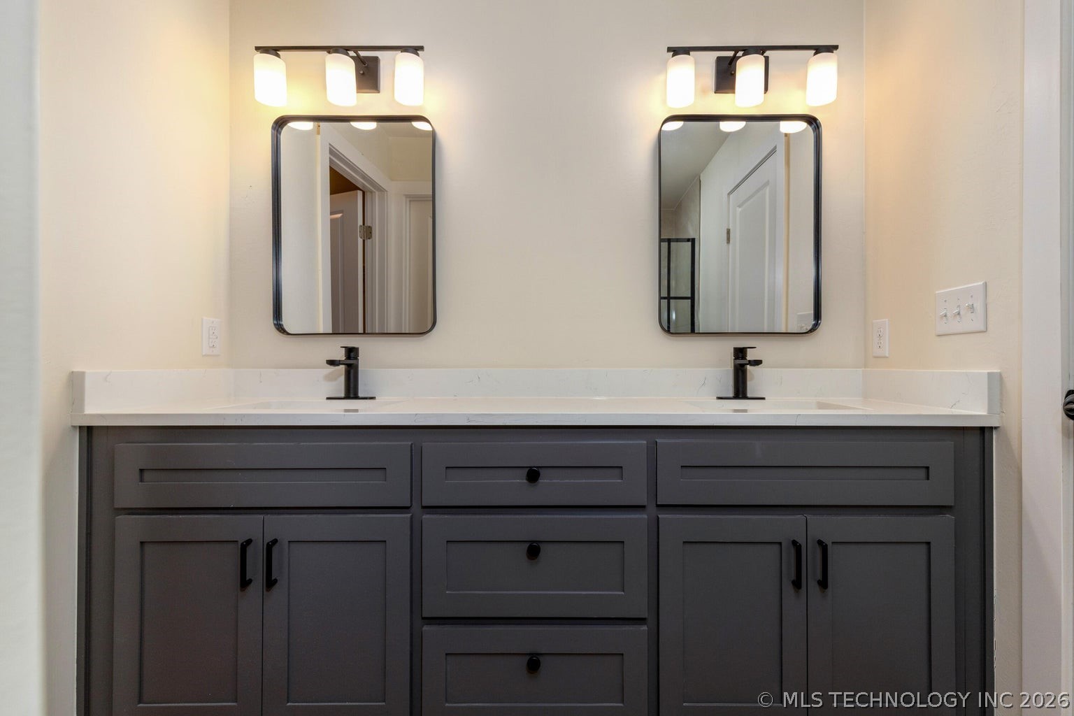 1312 Hummingbird Lane Property Photo 34