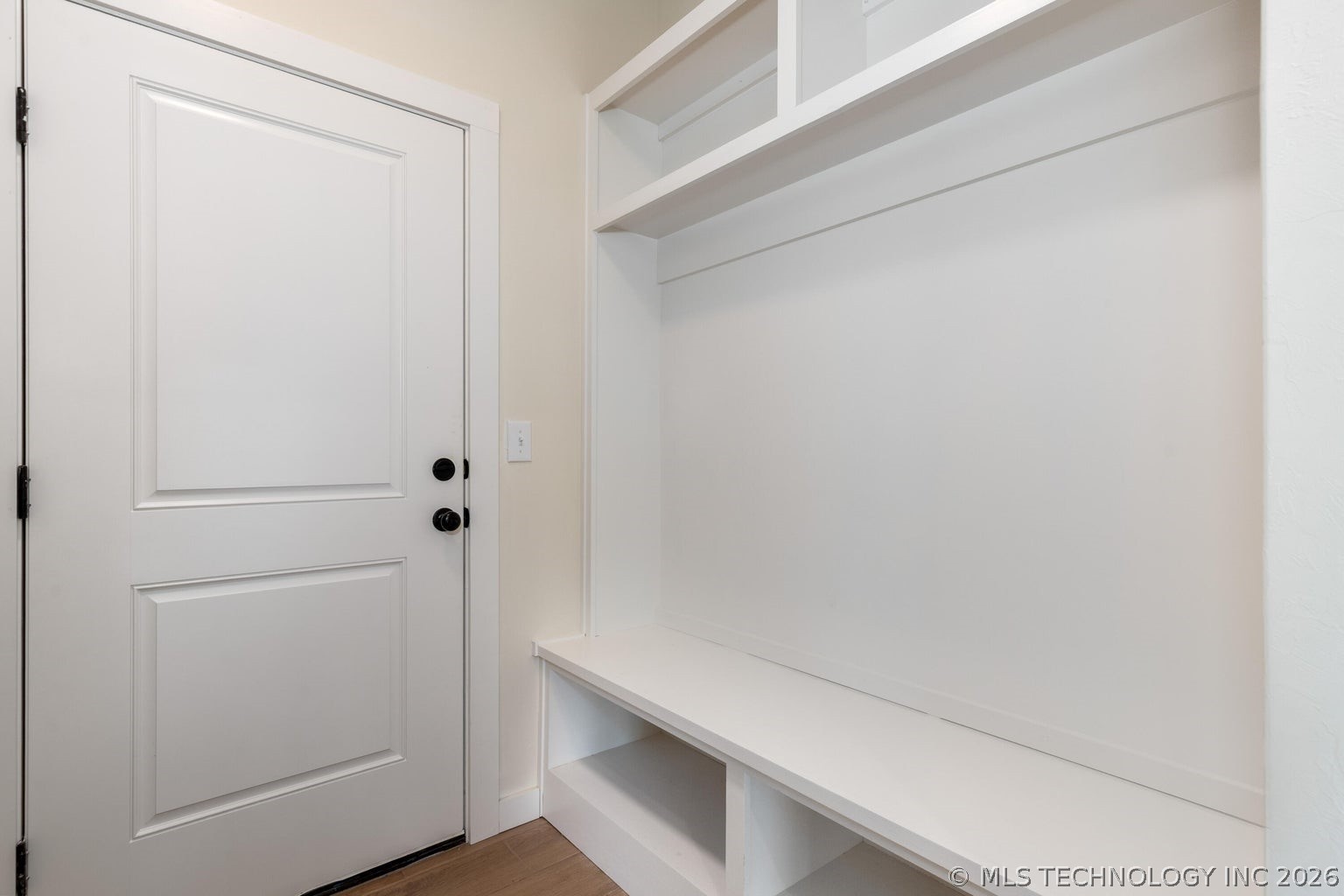 1312 Hummingbird Lane Property Photo 43