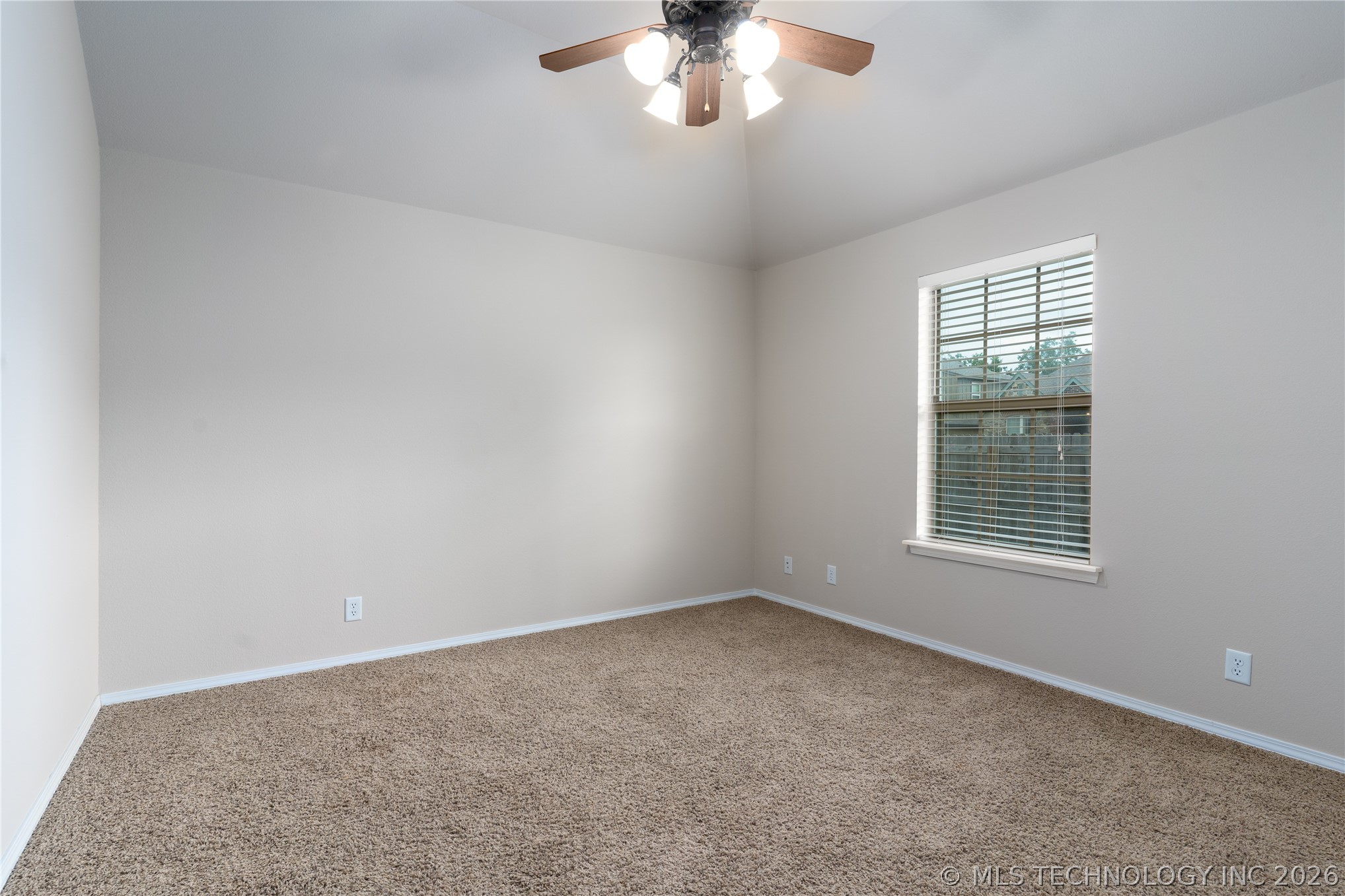 6088 E 145th Place Property Photo 16