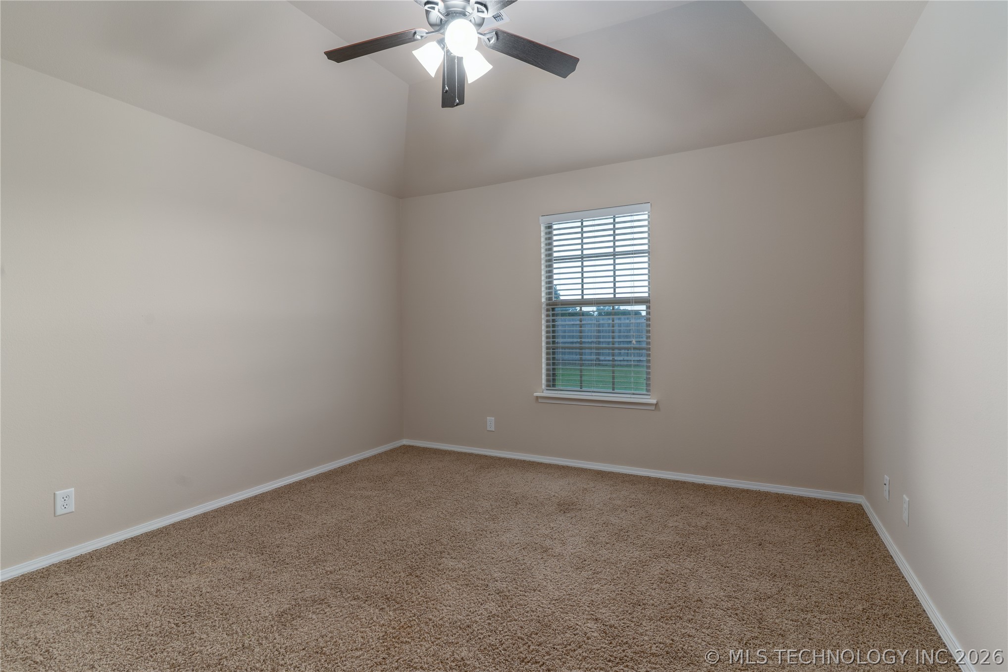 6088 E 145th Place Property Photo 18