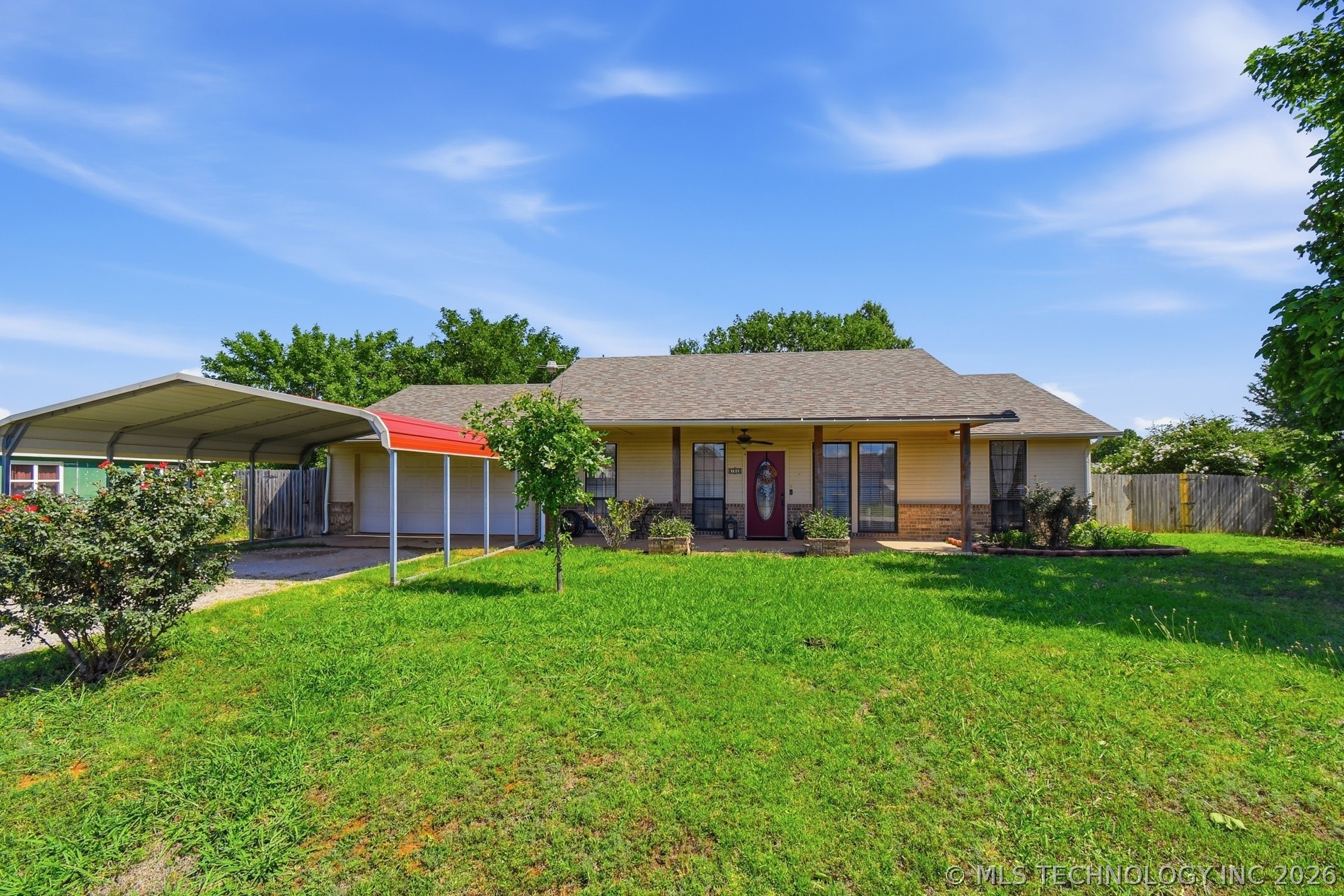104 Overland Court Property Photo 2