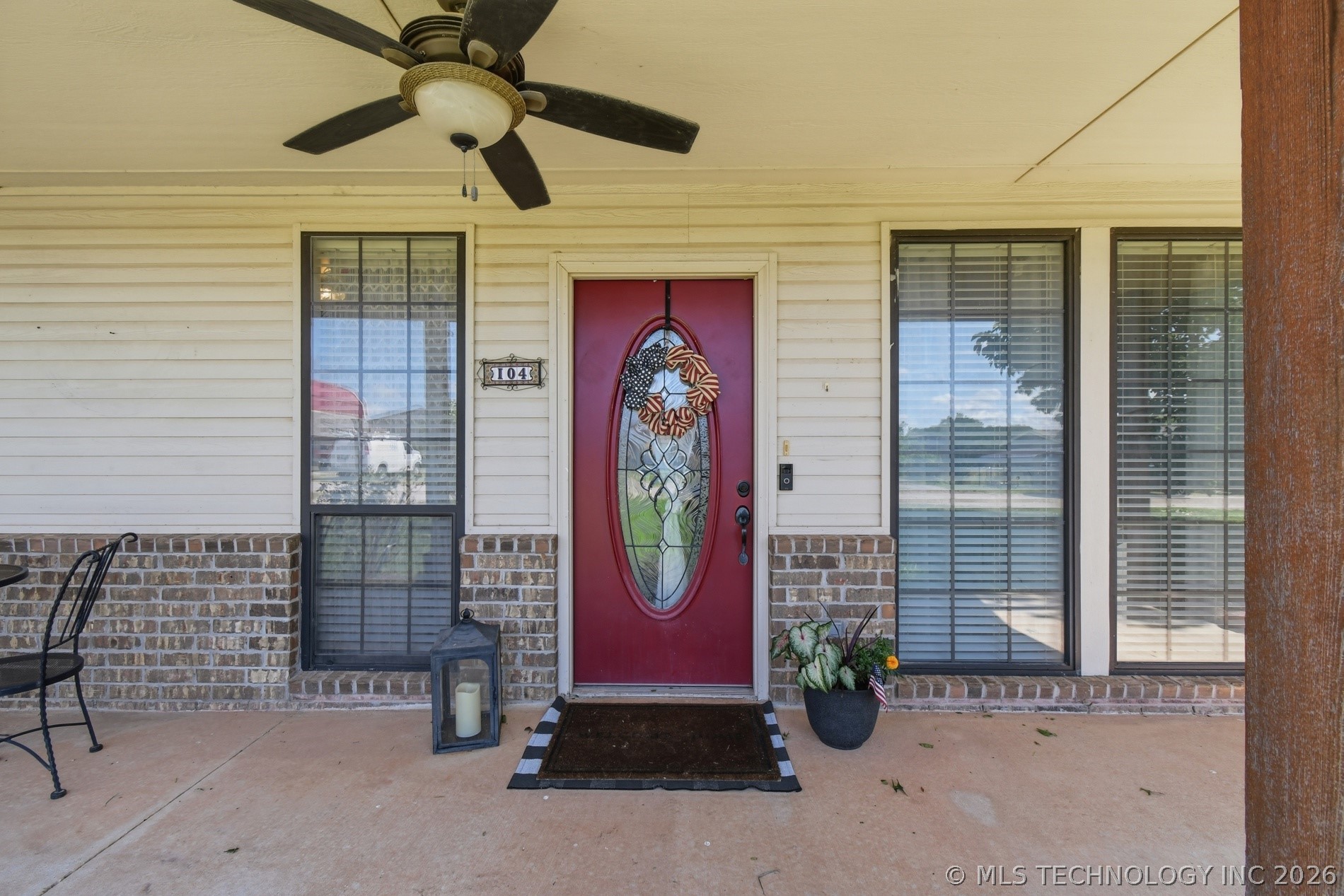 104 Overland Court Property Photo 3