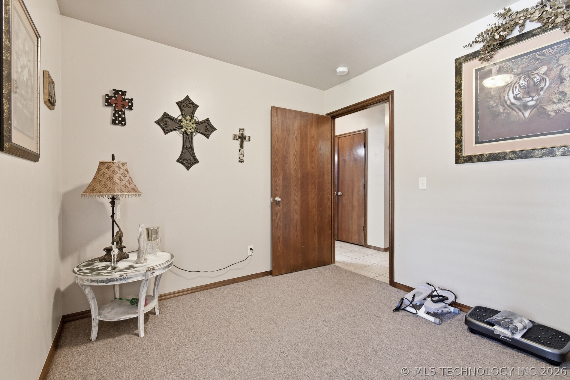 104 Overland Court Property Photo 16